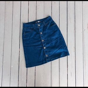 Boohoo Button Up Skirt